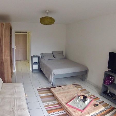 A Deux Pas De L'Ocean Appartement Saint-Gilles-les-Bains Buitenkant foto
